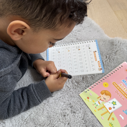 Lot de 4 Cahiers Magiques Omelya + Stylo et Guide